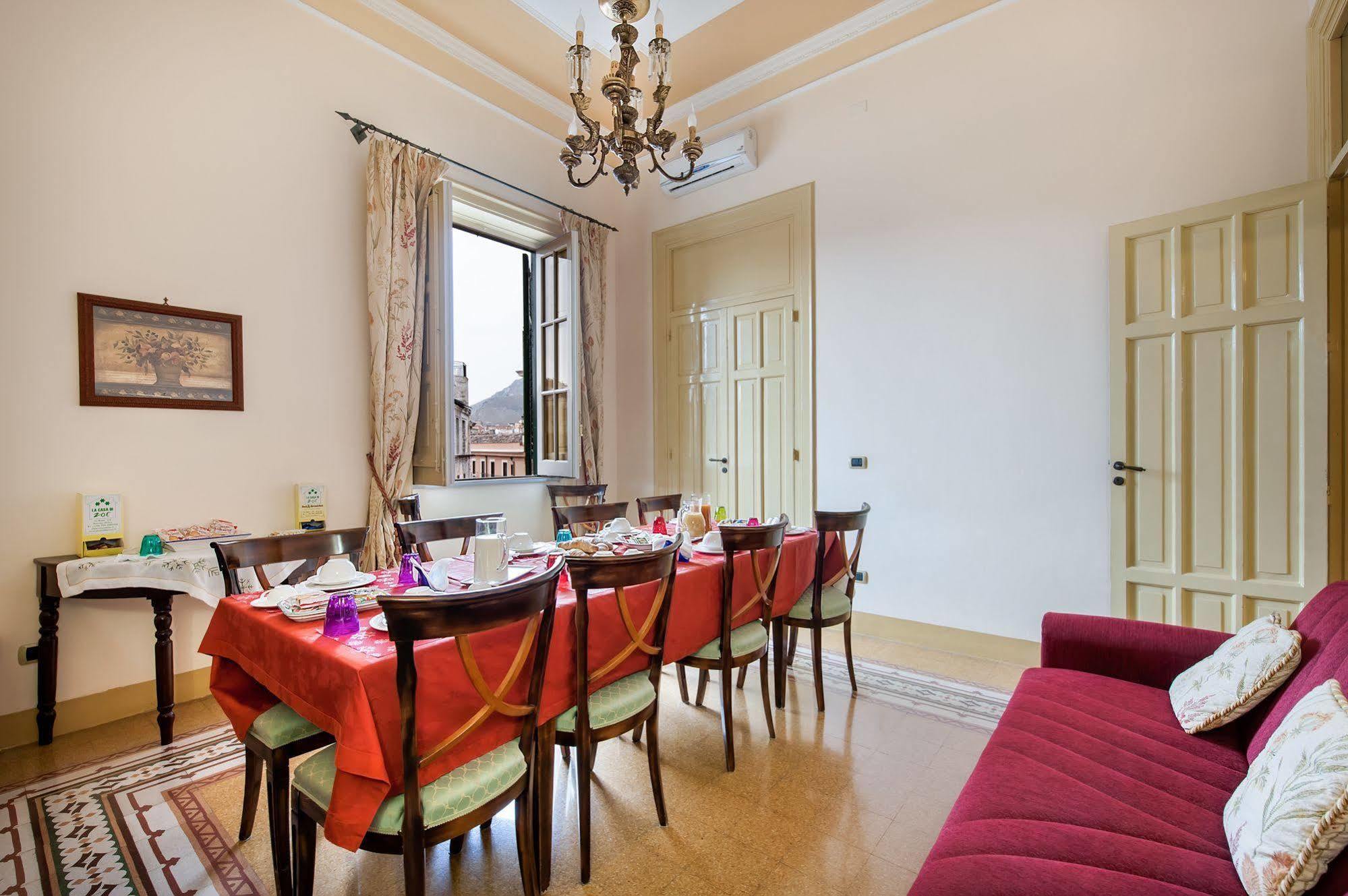 La Casa Di Zoe - Locazioni Turistiche Bed & Breakfast Palermo Exterior photo