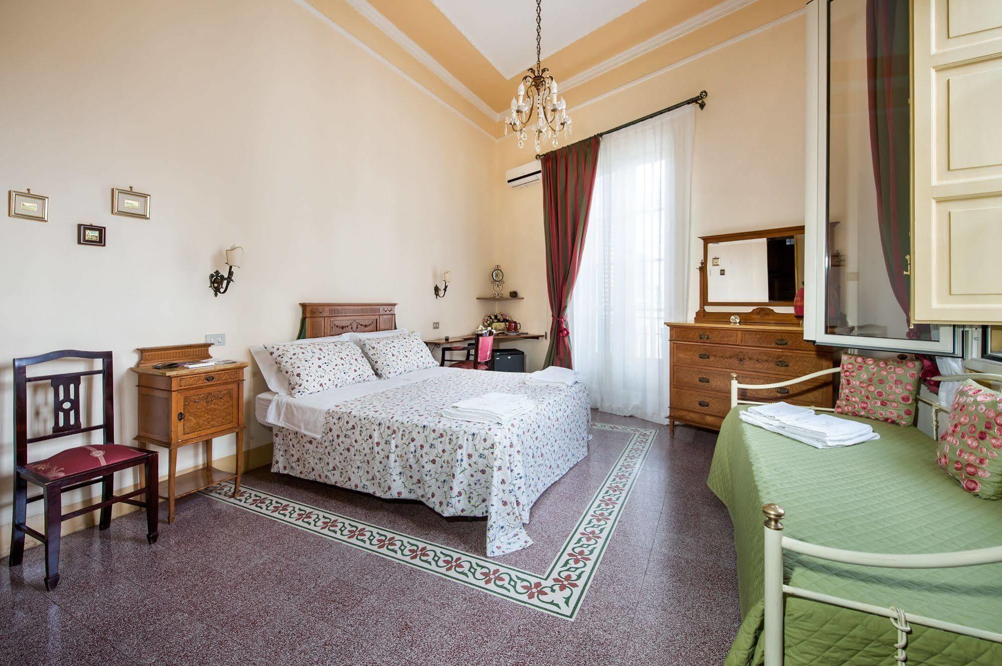 La Casa Di Zoe - Locazioni Turistiche Bed & Breakfast Palermo Exterior photo