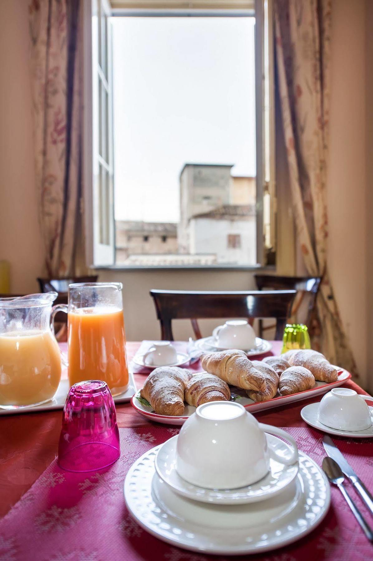 La Casa Di Zoe - Locazioni Turistiche Bed & Breakfast Palermo Exterior photo